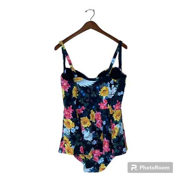 Torrid wings & floral peplum vixen collection swimsuit \ plus size 2x - Picture 2 of 10